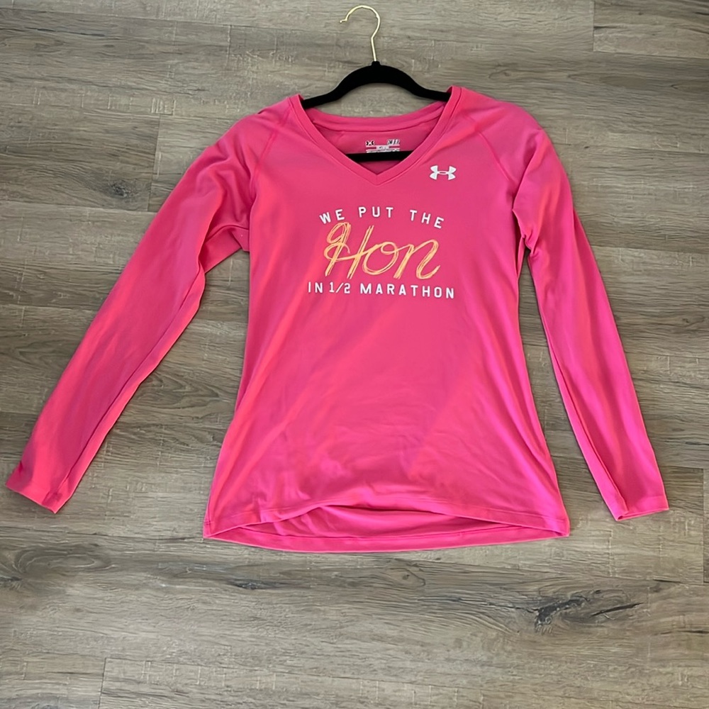 Under Armor Size Small Performance Long Sleeve Tee. Size Small. Hon in Marathon